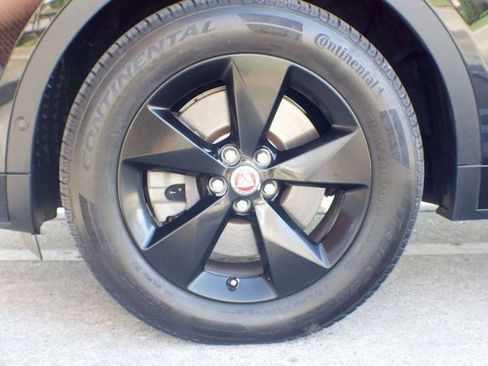 Used 2018 Jaguar E-PACE R-Dynamic S image 58