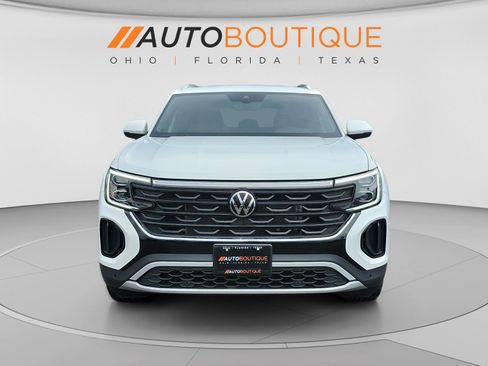 Used 2024 Volkswagen Atlas Cross Sport SE AWD/4WD image 9