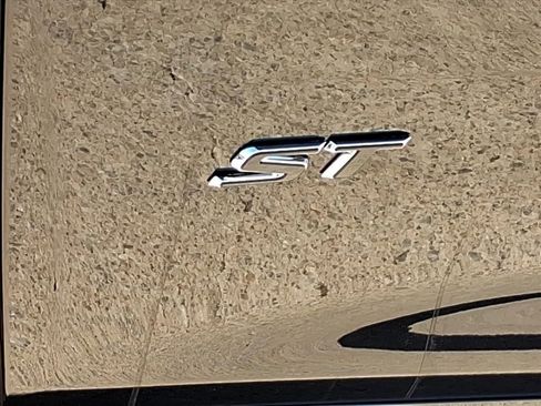 New 2026 Buick Enclave Sport Touring image 10