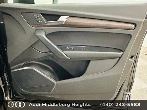 Certified 2023 Audi Q5 2.0T Premium w/ Convenience Package AWD/4WD image 29