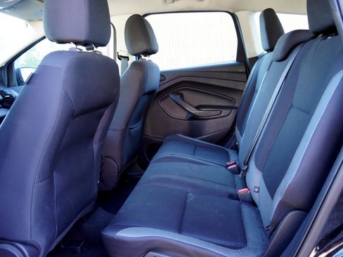 Used 2016 Ford Escape S image 11