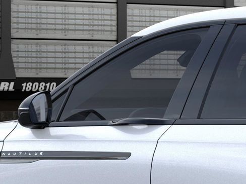 New 2026 Lincoln Nautilus Premier w/ Jet Appearance Package image 20