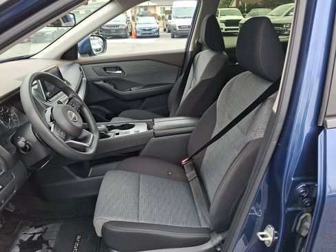 Used 2023 Nissan Rogue SV image 23