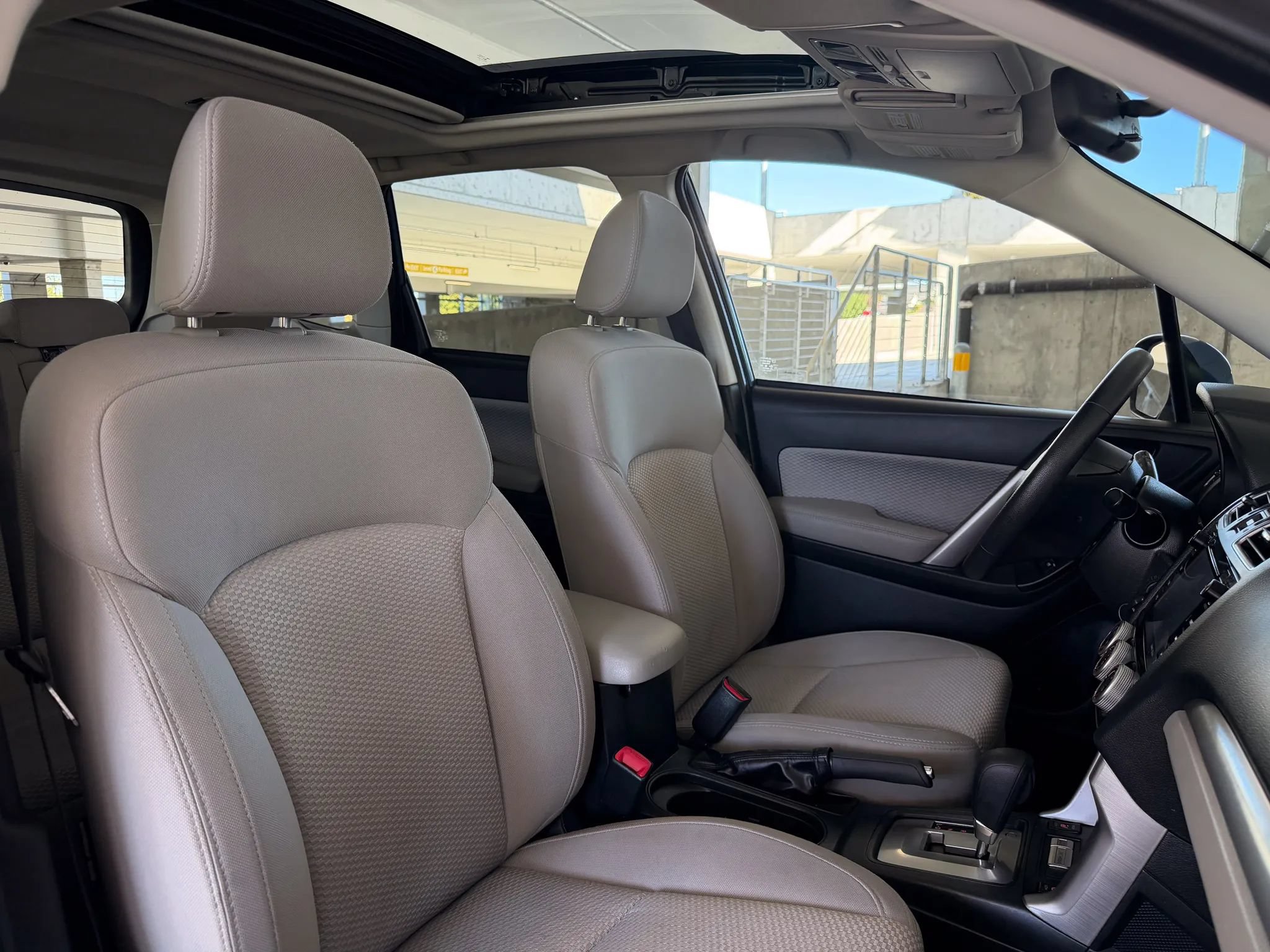 Used 2017 Subaru Forester 2.5i Premium w/ All-Weather Package AWD/4WD image 24