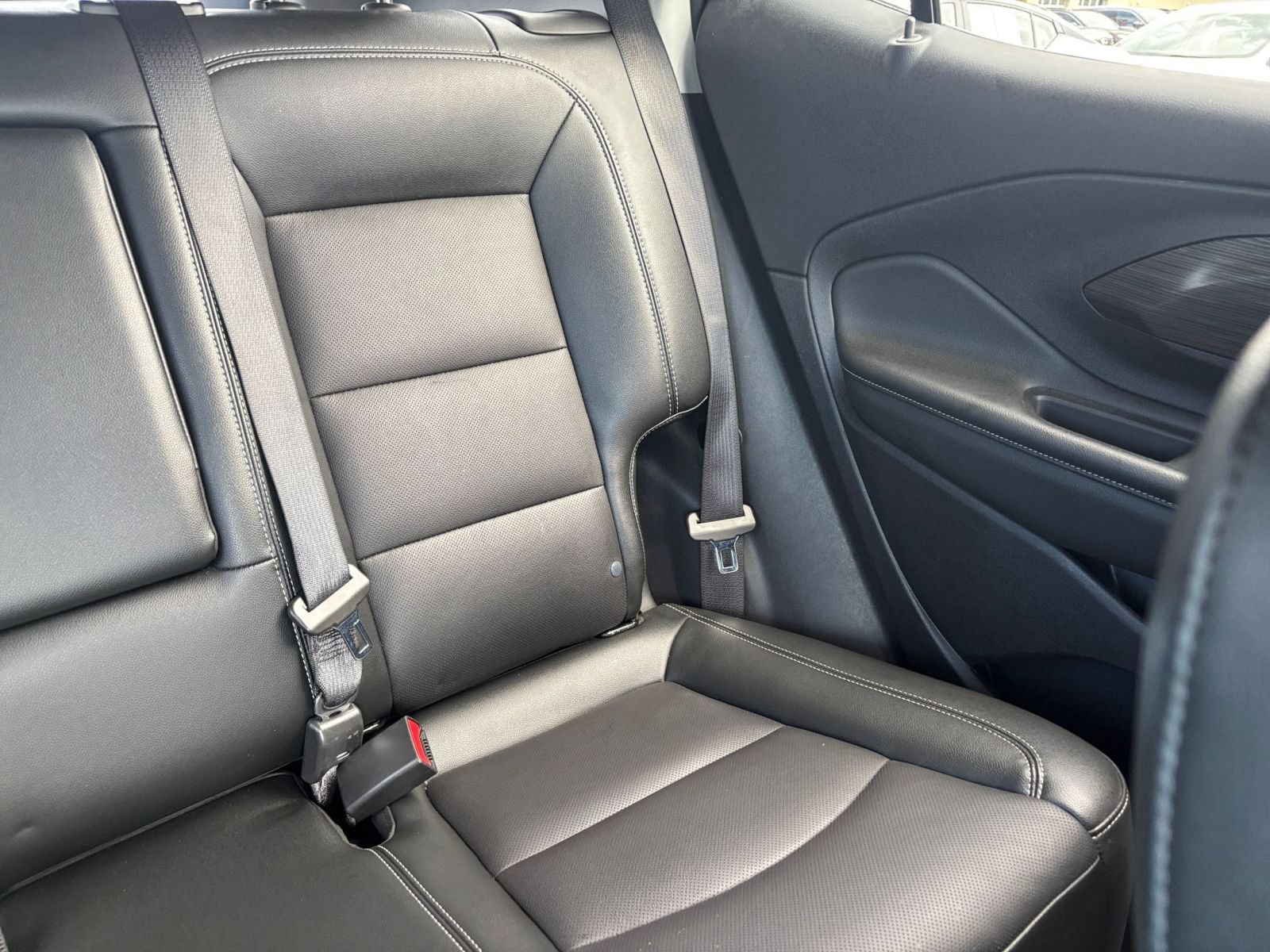 Used 2024 GMC Terrain SLT AWD/4WD image 37