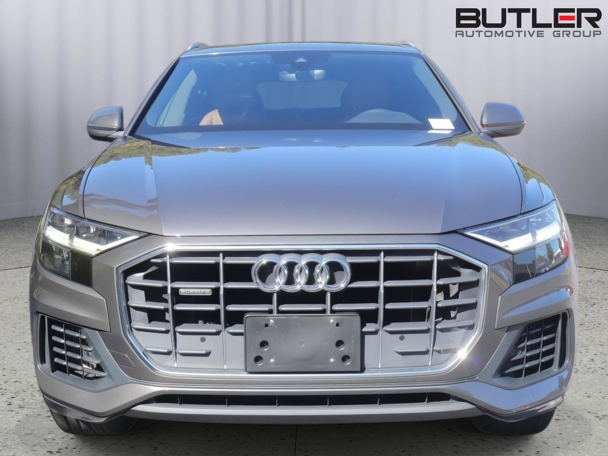 Used 2019 Audi Q8 Premium w/ Convenience Package AWD/4WD image 2