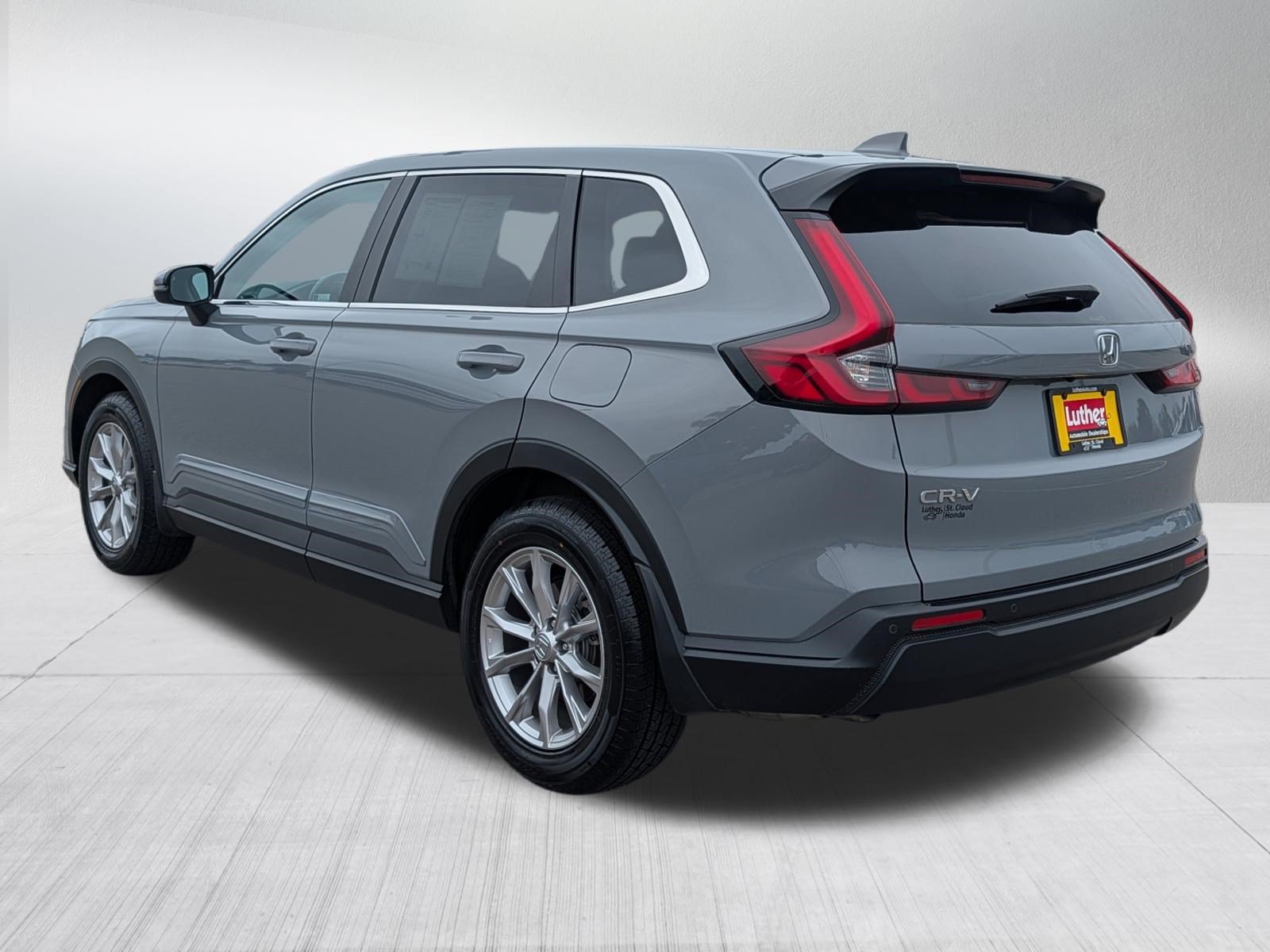 Used 2024 Honda CR-V EX-L image 5