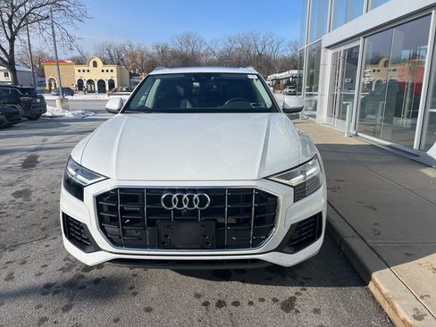 Used 2022 Audi Q8 Premium image 55