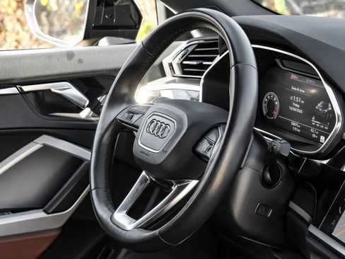 Used 2021 Audi Q3 2.0T Premium Plus w/ Premium Plus Package image 21