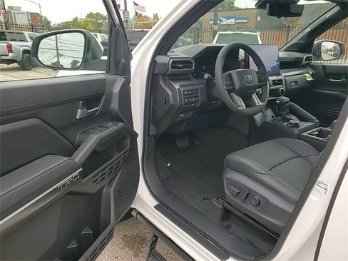 New 2025 Toyota Tacoma TRD Off-Road image 9