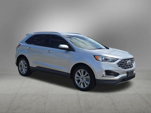 Used 2019 Ford Edge Titanium AWD/4WD image 8