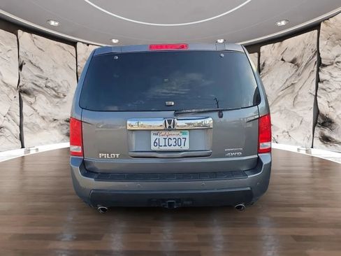 Used 2010 Honda Pilot Touring image 5