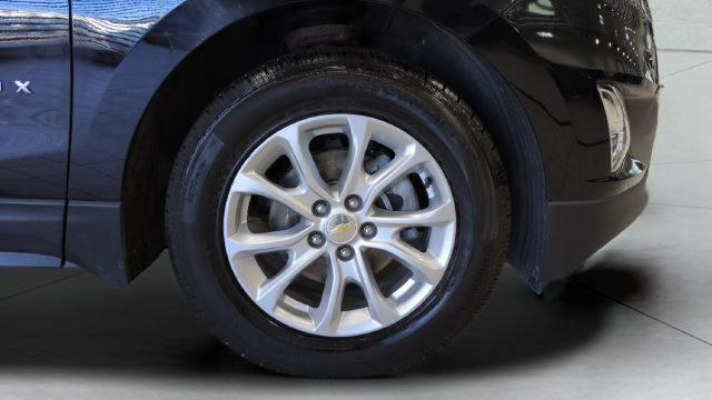Used 2020 Chevrolet Equinox LS w/ LS Convenience Package FWD image 22