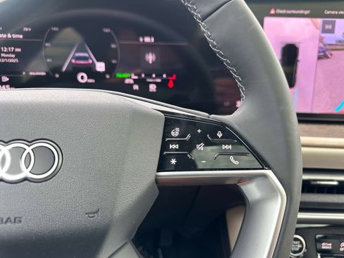New 2025 Audi Q5 Premium image 31