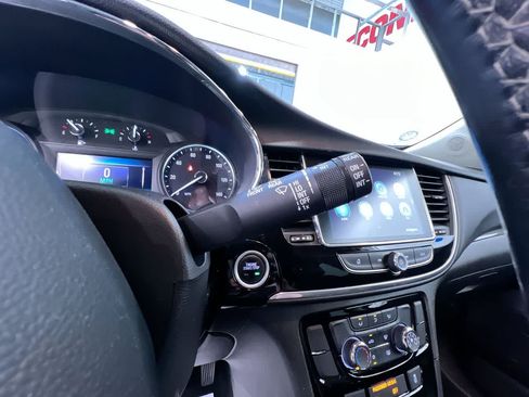 Used 2020 Buick Encore Sport Touring FWD image 19