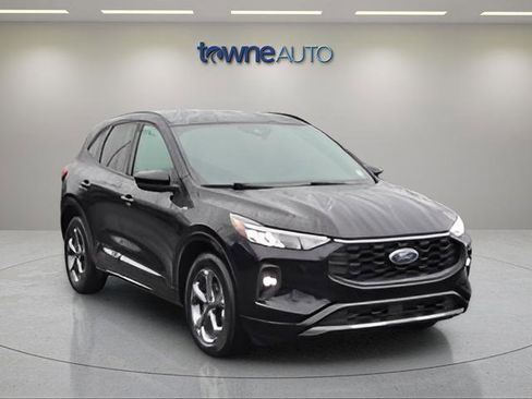 Used 2023 Ford Escape ST-Line Select w/ Tech Pack #1 AWD/4WD image 7