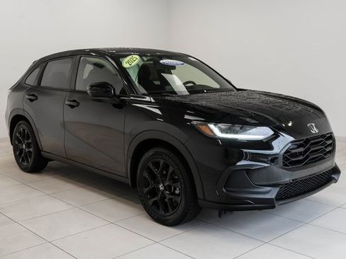 Certified 2025 Honda HR-V Sport image 7