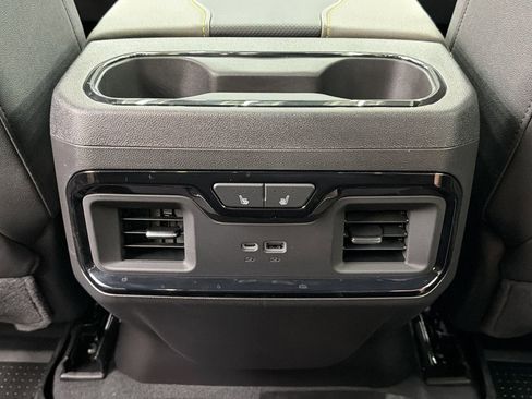 Used 2025 Chevrolet Silverado 1500 ZR2 w/ Technology Package AWD/4WD image 39