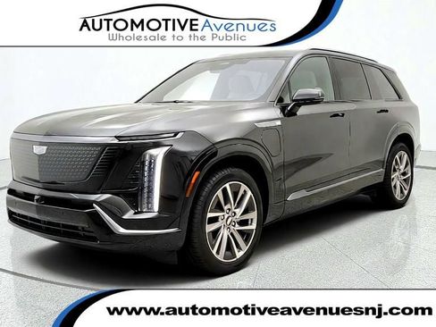 Used 2026 Cadillac Vistiq Sport AWD/4WD image 1