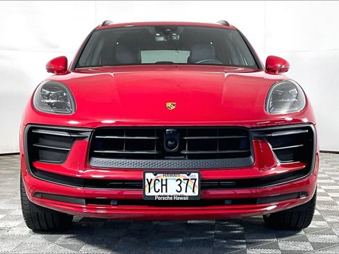 Used 2026 Porsche Macan AWD/4WD image 6