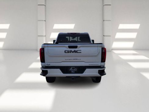 Used 2024 GMC Sierra 2500 Denali Ultimate image 6
