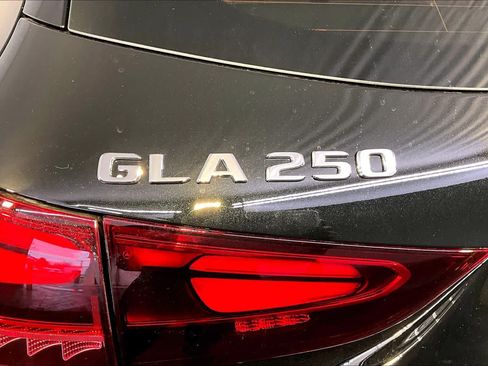 New 2026 Mercedes-Benz GLA 250 4MATIC image 6