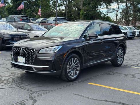 Used 2023 Lincoln Corsair Reserve w/ Equipment Group 201A AWD/4WD image 3