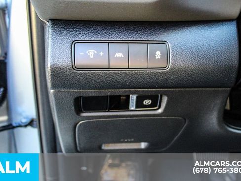 Used 2022 Hyundai Santa Fe SEL image 32