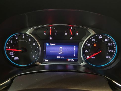 Used 2021 Chevrolet Equinox LT image 23