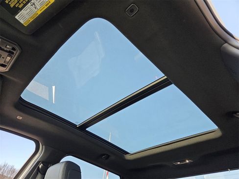 Used 2025 Toyota Tundra Limited image 16