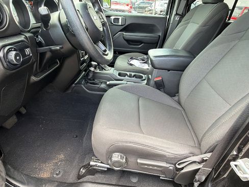 Used 2023 Jeep Wrangler Unlimited Sport AWD/4WD image 12