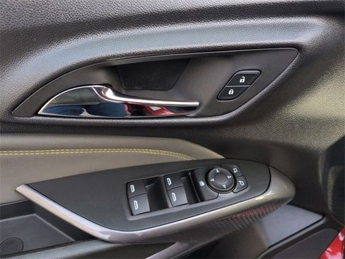 Used 2024 Chevrolet Trax ACTIV w/ Sunroof Package image 22