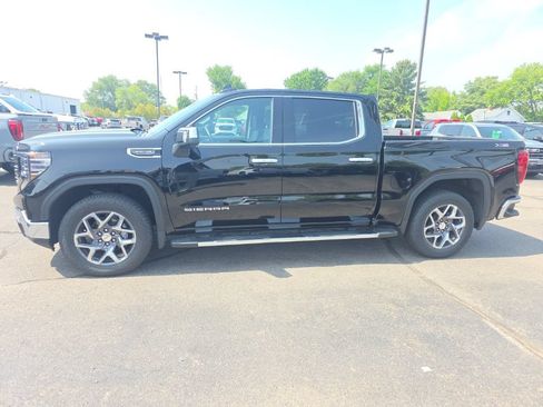 Used 2024 GMC Sierra 1500 SLT w/ SLT Premium Plus Package AWD/4WD image 1
