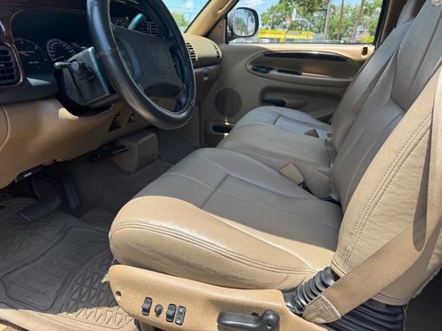 Used 1999 Dodge Ram 2500 Truck 2WD Quad Cab image 5