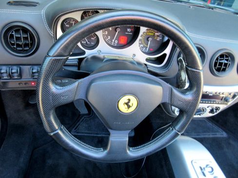 Used 2004 Ferrari 360 Spider image 45