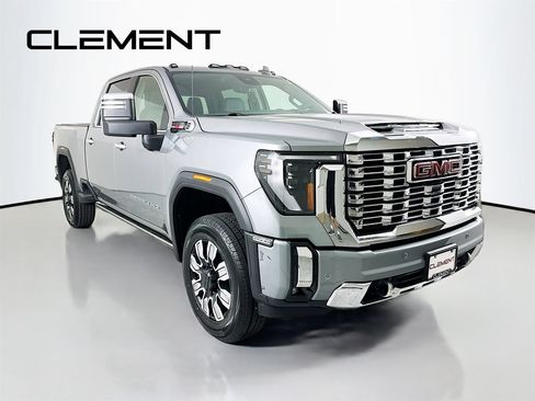 Used 2024 GMC Sierra 2500 Denali w/ Denali Reserve Package AWD/4WD image 5
