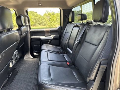 Used 2019 Ford F250 Lariat w/ Lariat Ultimate Package AWD/4WD image 22