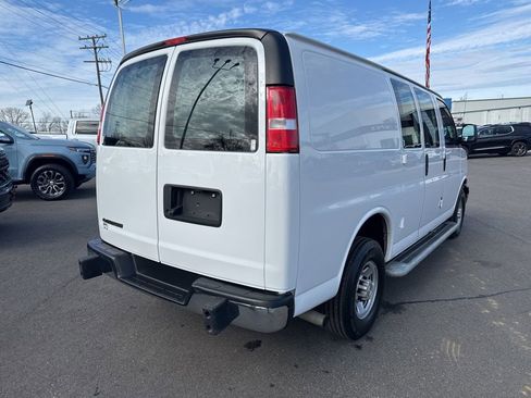 Used 2023 Chevrolet Express 2500 Work Van w/ Driver Convenience Package image 5