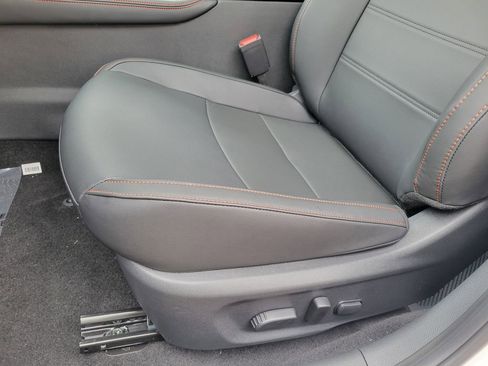 New 2025 Nissan Sentra SR w/ SR Premium Package image 18