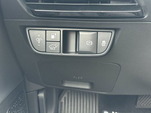 New 2025 Kia EV6 Wind image 29
