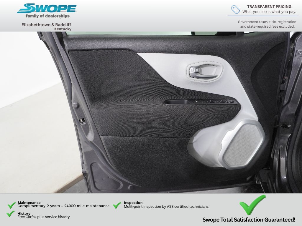 Used 2021 Jeep Renegade Latitude AWD/4WD image 14