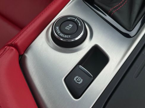 Used 2016 Chevrolet Corvette Z06 w/ 3LZ Preferred Equipment Group image 40