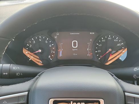 Used 2026 Jeep Compass Latitude image 35