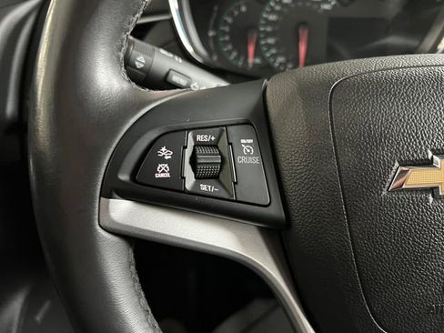 Used 2020 Chevrolet Trax Premier image 19