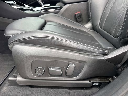 Used 2024 BMW X3 sDrive30i w/ Premium Package RWD image 19