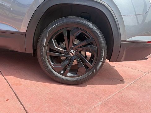 Used 2023 Volkswagen Atlas SE w/ Black Wheel Package AWD/4WD image 41
