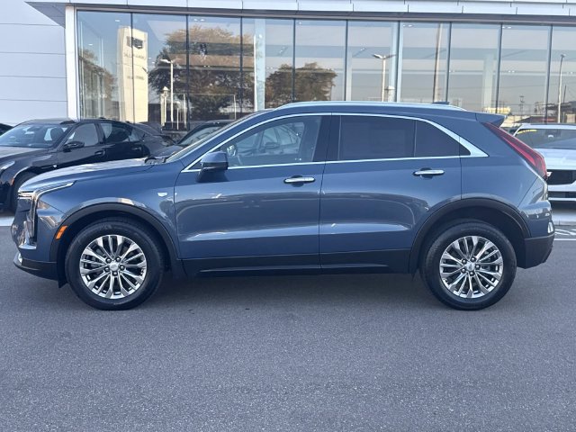 Used 2024 Cadillac XT4 Premium Luxury AWD/4WD image 10
