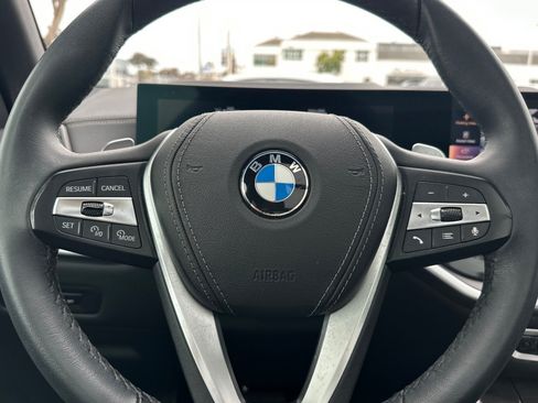 Used 2025 BMW X5 sDrive40i w/ Parking Assistance Package RWD image 23