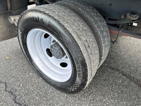 Used 2019 Ford F550 4x4 Crew Cab Super Duty w/ Power Equipment Group image 14