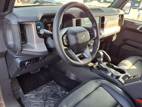 New 2026 Ford Bronco Outer Banks w/ Sasquatch Package image 10